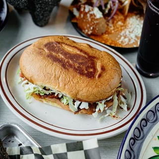 Al Pastor Torta